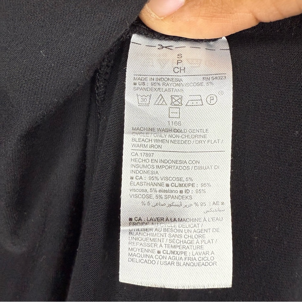 Old Navy size Small Petite Black Maxi Dress - Picture 3 of 5